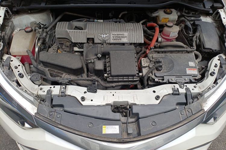 Used Toyota Levin 2016 Dual-Engine 1.8H GS E-CVT Elite Model with Sunroof Engine Bay