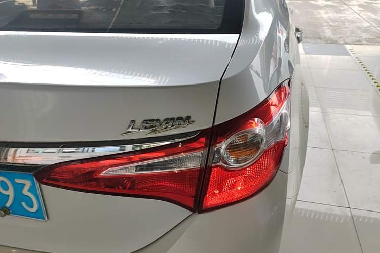 Used Toyota Levin 2016 1.6G CVT Elite Edition Exterior 3