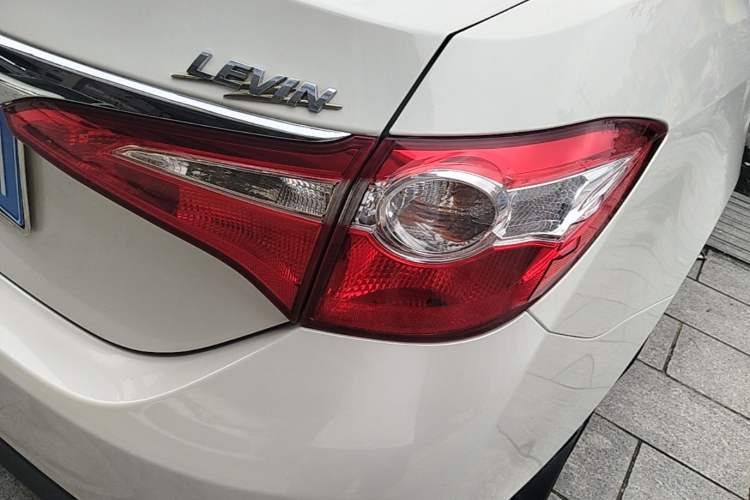 Used Toyota Levin 2016 1.6G CVT Elite Edition Exterior 3
