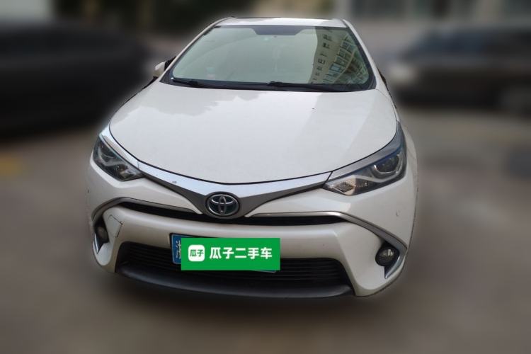 Used Toyota Levin 2016 Dual-Engine 1.8H GS E-CVT Elite Model with Sunroof Front