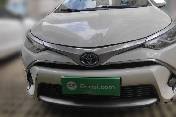 Used Toyota Levin 2016 Dual-Engine 1.8H GS E-CVT Elite Model with Sunroof Front