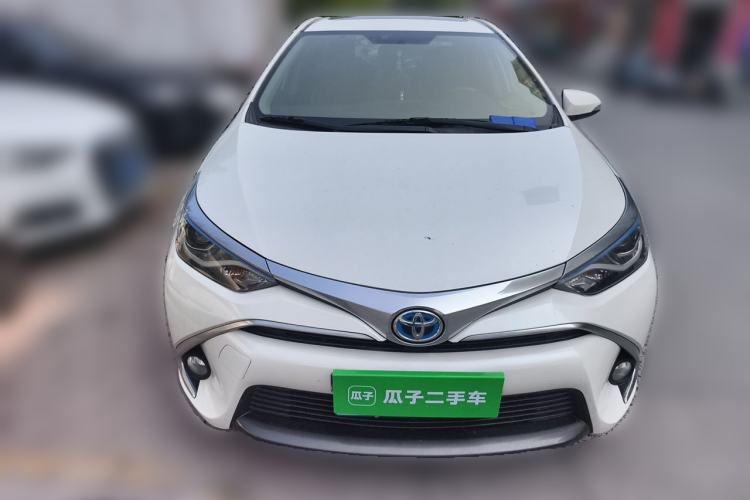 Used Toyota Levin 2016 Dual-Engine 1.8H GS E-CVT Elite Model with Sunroof Front