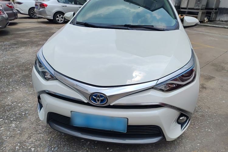 Used Toyota Levin 2016 Dual-Engine 1.8H GS E-CVT Elite Model with Sunroof Front