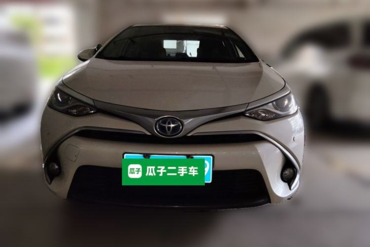 Used Toyota Levin 2016 Dual-Engine 1.8H GS E-CVT Elite Model with Sunroof Front