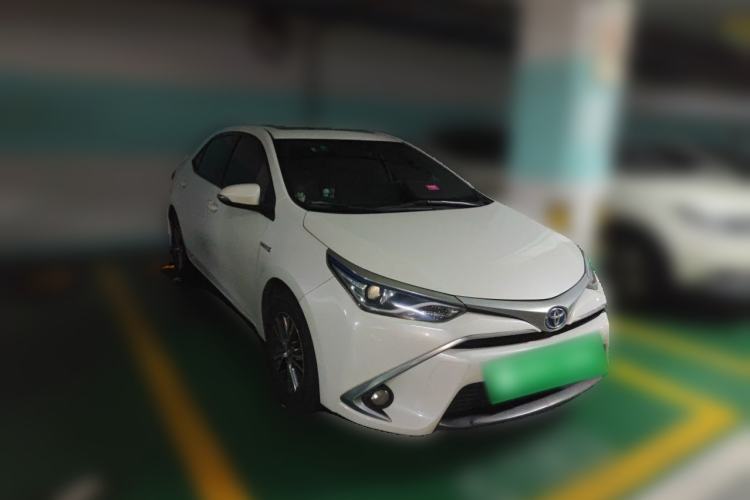Used Toyota Levin 2016 Dual-Engine 1.8H GS E-CVT Elite Model with Sunroof Front Right 45 Deg