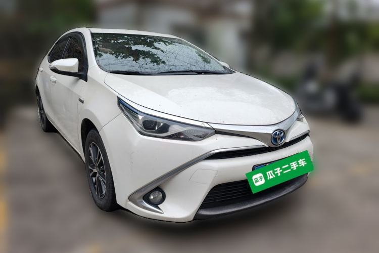 Used Toyota Levin 2016 Dual-Engine 1.8H GS E-CVT Elite Model with Sunroof Front Right 45 Deg