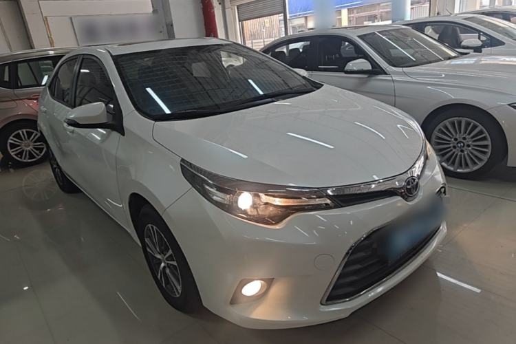 Used Toyota Levin 2016 1.6G CVT Elite Edition Front Right 45 Deg