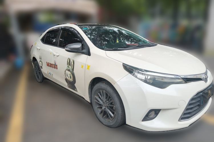Used Toyota Levin 2016 1.6G CVT Elite Edition Front Right 45 Deg
