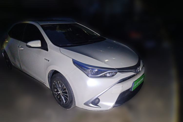 Used Toyota Levin 2016 Dual-Engine 1.8H GS E-CVT Elite Model with Sunroof Front Right 45 Deg