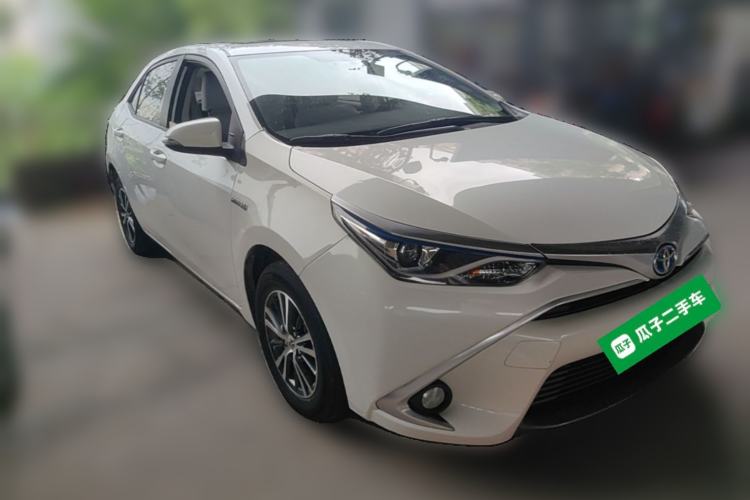 Used Toyota Levin 2016 Dual-Engine 1.8H GS E-CVT Elite Model with Sunroof Front Right 45 Deg