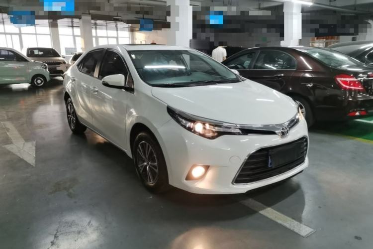 Used Toyota Levin 2016 1.6G CVT Elite Edition Front Right 45 Deg
