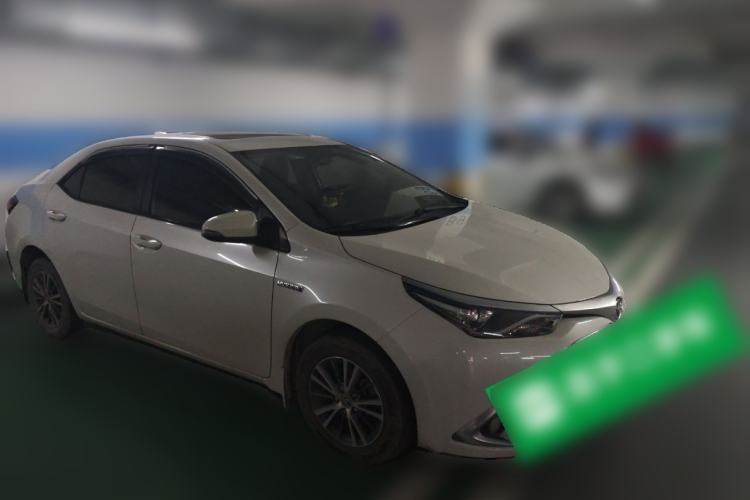 Used Toyota Levin 2016 Dual-Engine 1.8H GS E-CVT Elite Model with Sunroof Front Right 45 Deg
