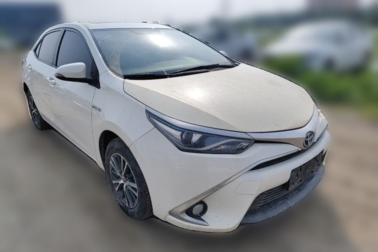 Used Toyota Levin 2016 Dual-Engine 1.8H GS E-CVT Elite Model with Sunroof Front Right 45 Deg
