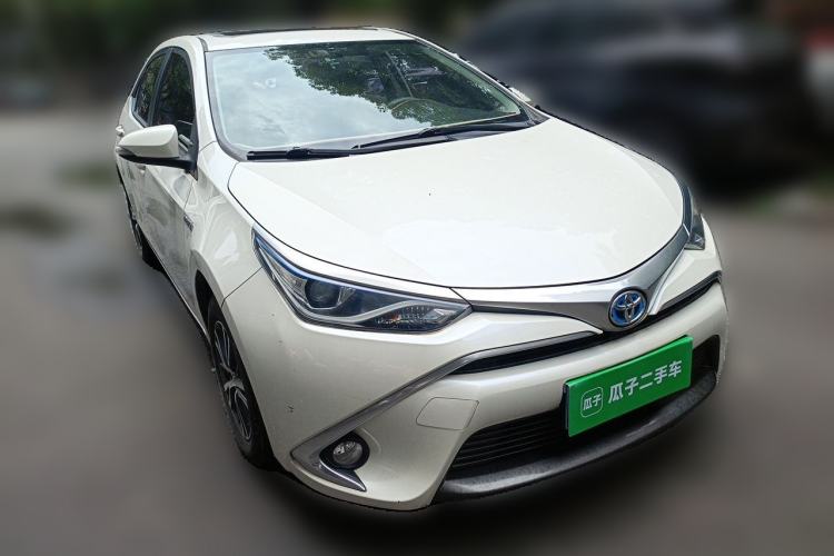 Used Toyota Levin 2016 Dual-Engine 1.8H GS E-CVT Elite Model with Sunroof Front Right 45 Deg
