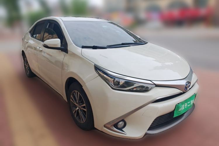 Used Toyota Levin 2016 Dual-Engine 1.8H GS E-CVT Elite Model with Sunroof Front Right 45 Deg