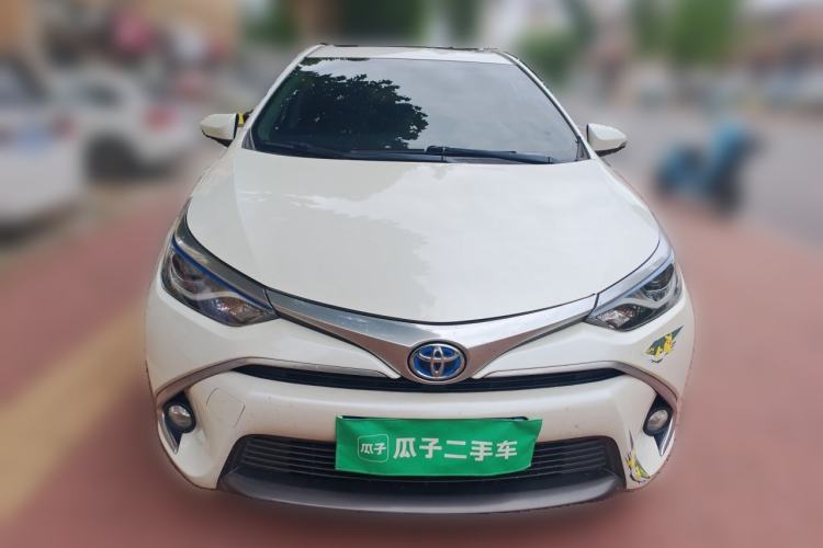 Used Toyota Levin 2016 Dual-Engine 1.8H GS E-CVT Elite Model with Sunroof Front