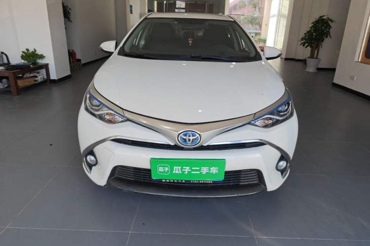 Used Toyota Levin 2016 Dual-Engine 1.8H GS E-CVT Elite Model with Sunroof Front