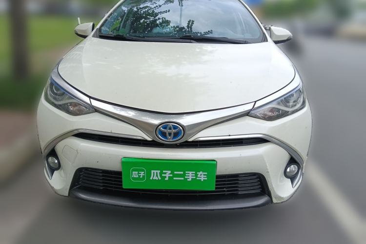 Used Toyota Levin 2016 Dual-Engine 1.8H GS E-CVT Elite Model with Sunroof Front