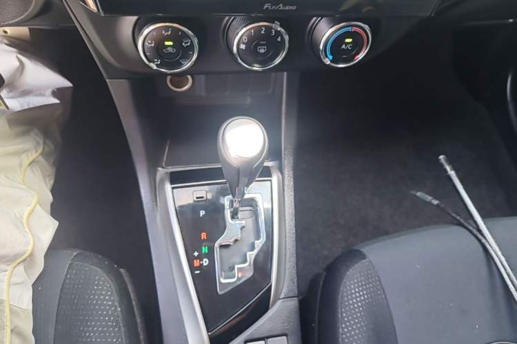 Used Toyota Levin 2016 1.6G CVT Elite Edition Gear Lever