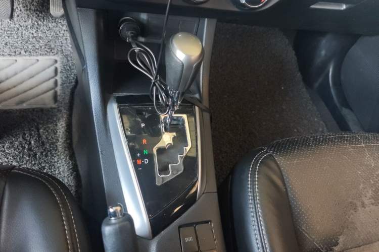 Used Toyota Levin 2016 1.6G CVT Elite Edition Gear Lever