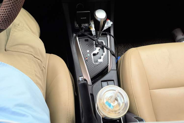 Used Toyota Levin 2016 1.6G CVT Elite Edition Gear Lever