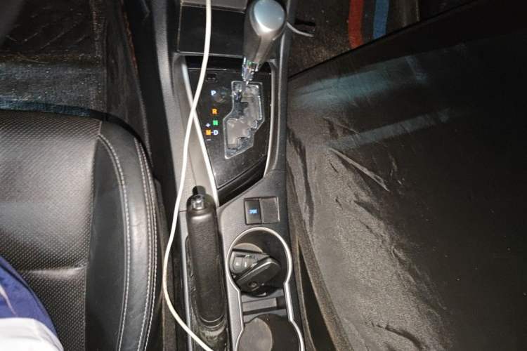 Used Toyota Levin 2016 1.6G-L CVT Leading Edition Gear Lever