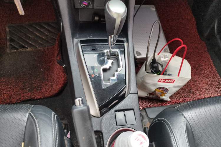 Used Toyota Levin 2016 1.6G-L CVT Leading Edition Gear Lever