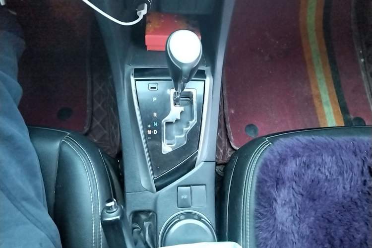 Used Toyota Levin 2016 1.6G CVT Elite Edition Gear Lever