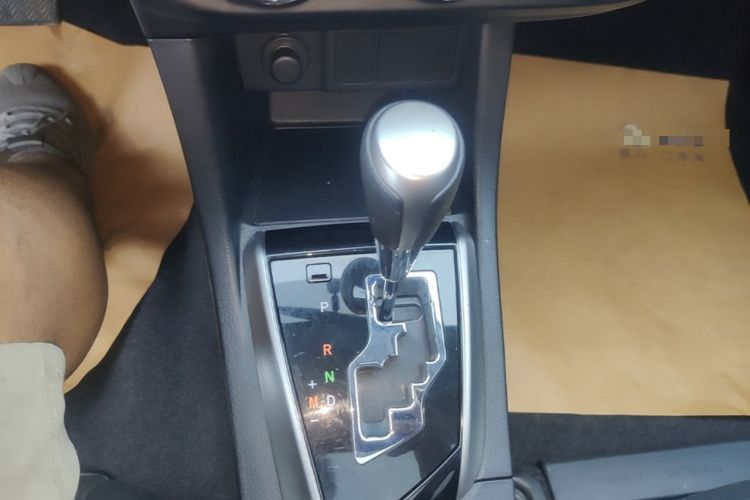 Used Toyota Levin 2016 1.6G CVT Elite Edition Gear Lever