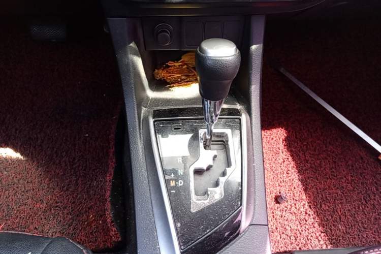 Used Toyota Levin 2016 1.6G CVT Elite Edition Gear Lever