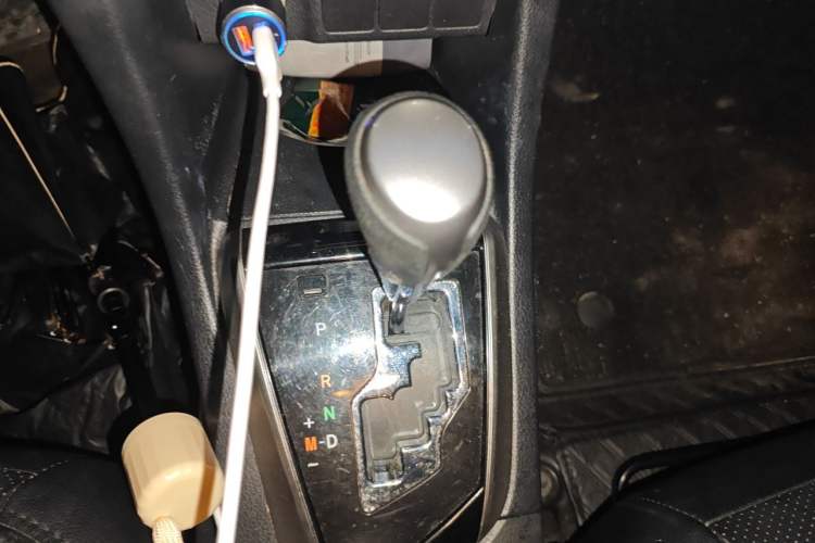 Used Toyota Levin 2016 1.6G CVT Elite Edition Gear Lever