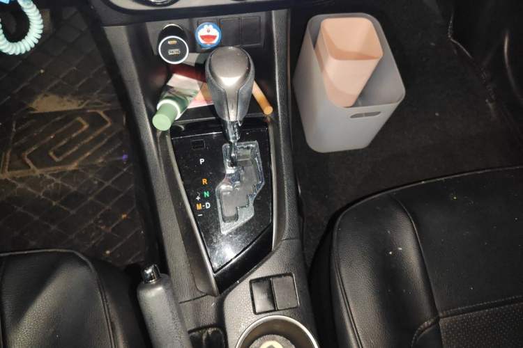 Used Toyota Levin 2016 1.6G CVT Elite Edition Gear Lever