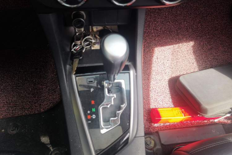 Used Toyota Levin 2016 1.6G CVT Elite Edition Gear Lever