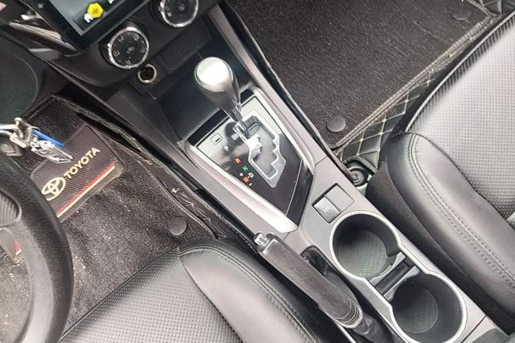 Used Toyota Levin 2016 1.6G CVT Elite Edition Gear Lever
