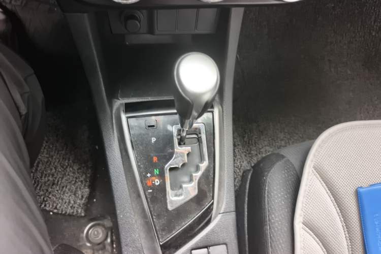 Used Toyota Levin 2016 1.6G CVT Elite Edition Gear Lever