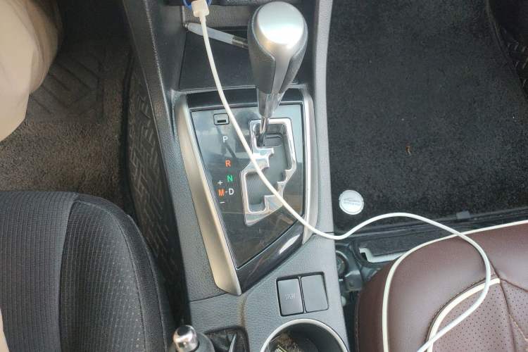 Used Toyota Levin 2016 1.6G CVT Elite Edition Gear Lever