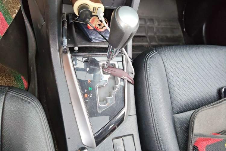 Used Toyota Levin 2016 1.6G CVT Elite Edition Gear Lever