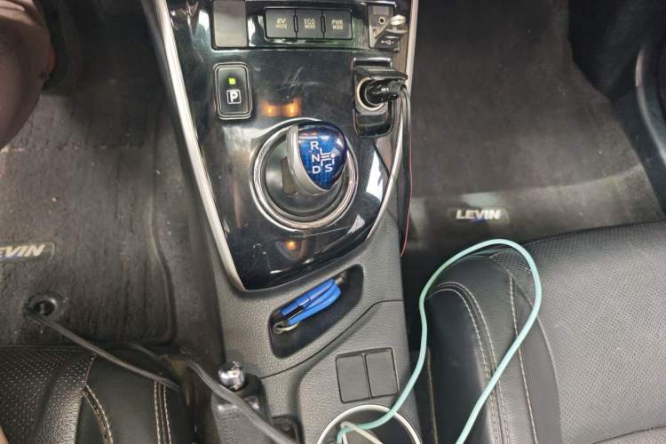 Used Toyota Levin 2016 Dual-Engine 1.8H V E-CVT Luxury Edition Gear Lever