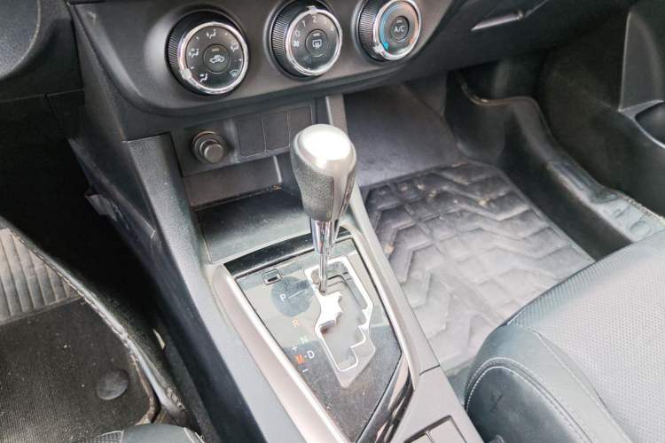 Used Toyota Levin 2016 1.6G-L CVT Leading Edition Gear Lever