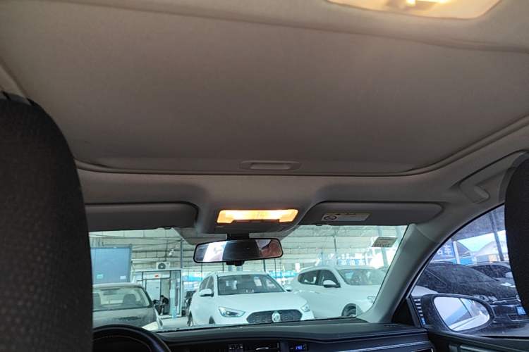 Used Toyota Levin 2016 1.6G CVT Elite Edition Headliner