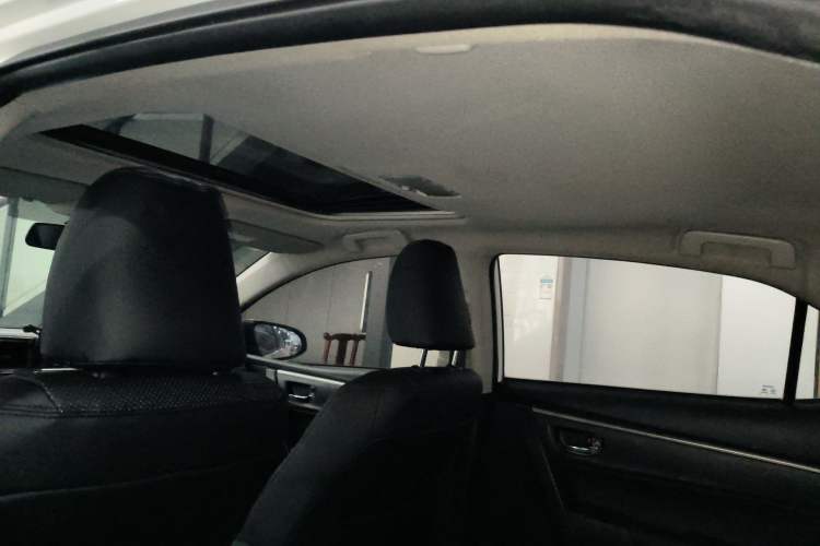 Used Toyota Levin 2016 1.6G CVT Elite Edition Headliner