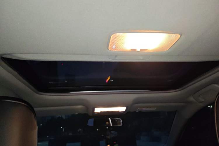 Used Toyota Levin 2016 1.6G CVT Elite Edition Headliner