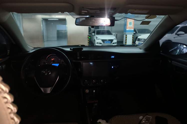 Used Toyota Levin 2016 1.6G CVT Elite Edition Headliner