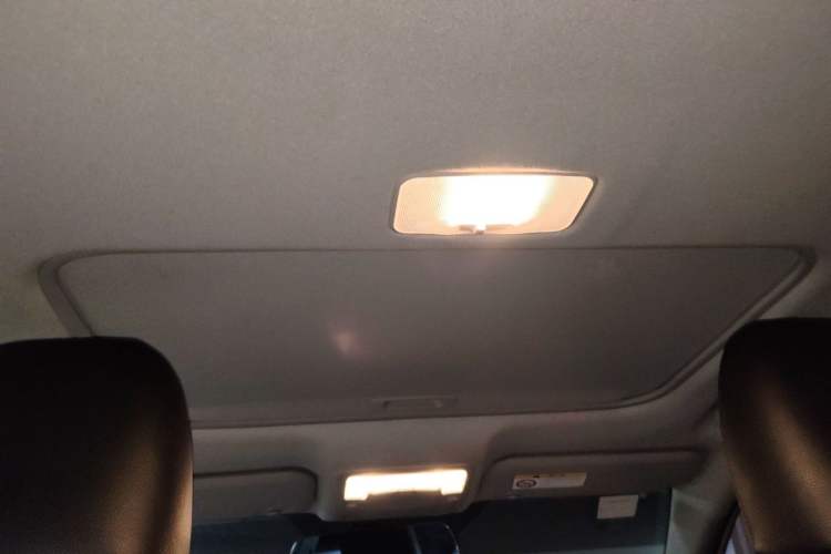 Used Toyota Levin 2016 1.6G CVT Elite Edition Headliner
