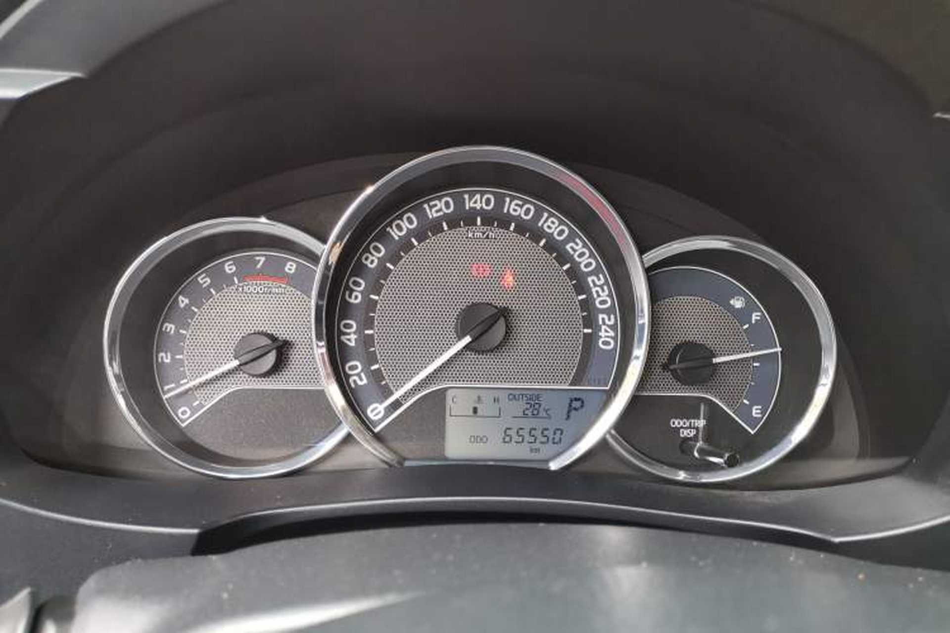 Used Toyota Levin 2016 1.6G CVT Elite Edition Instrument Cluster