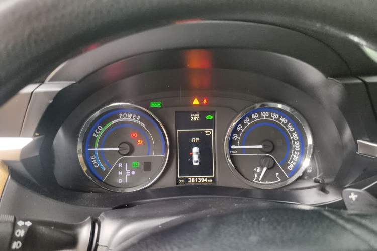 Used Toyota Levin 2016 Dual-Engine 1.8H GS E-CVT Elite Model with Sunroof Instrument Cluster