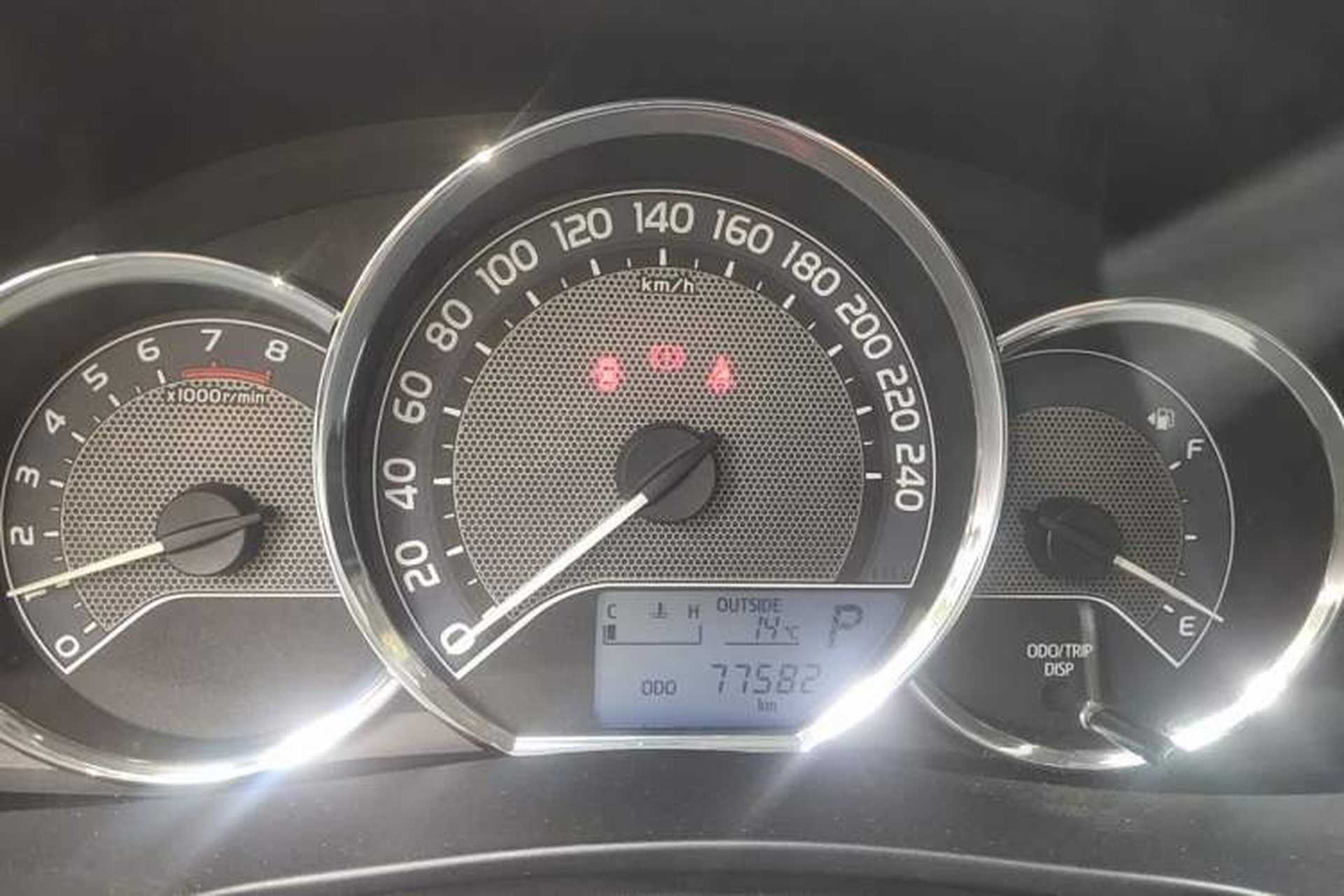 Used Toyota Levin 2016 1.6G CVT Elite Edition Instrument Cluster