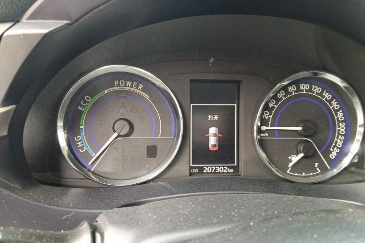Used Toyota Levin 2016 Dual-Engine 1.8H GS E-CVT Elite Model with Sunroof Instrument Cluster