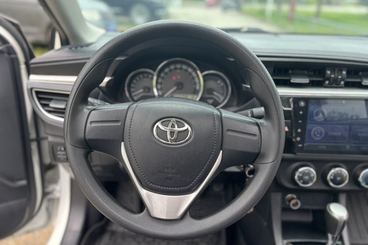 Used Toyota Levin 2016 1.6G CVT Elite Edition Interior 2