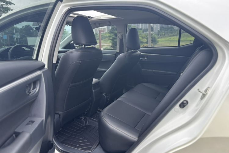 Used Toyota Levin 2016 1.6G CVT Elite Edition Interior 6